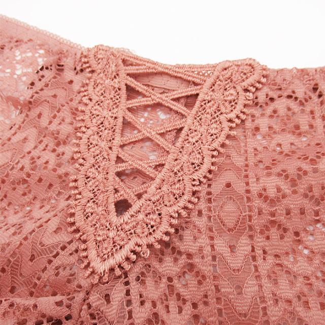 ヒップラインを美しく見せるブラジリアンショーツ