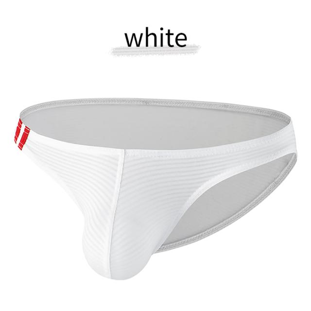 ボーダーでさりげなく魅せる、メンズビキニブリーフ