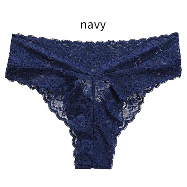 オープンバックデザインがセクシーな総レースTバック