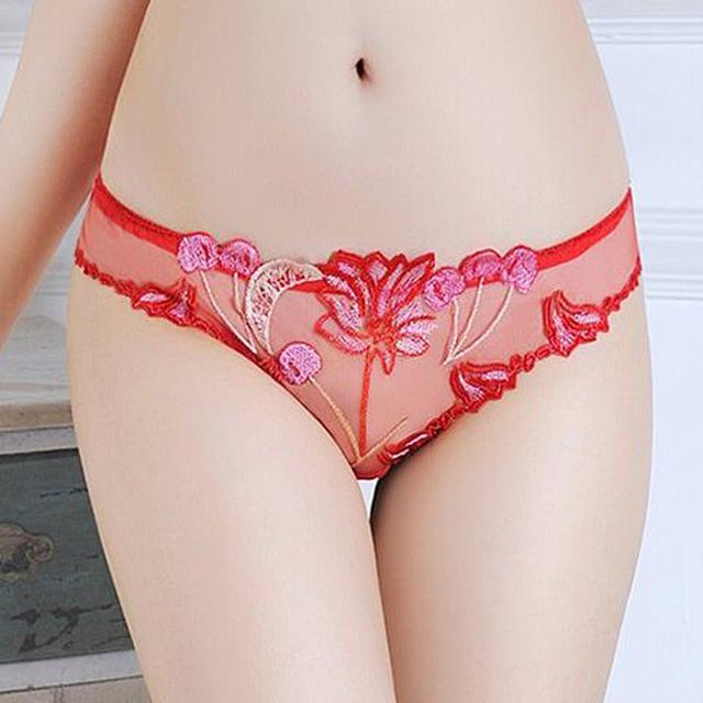 透ける花柄ししゅうのTバック