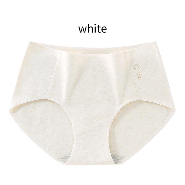 締め付けない優しい着心地！シームレスショーツ