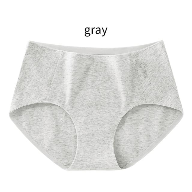 締め付けない優しい着心地！シームレスショーツ