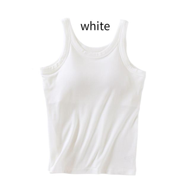 しっかりした生地で作った、オシャレなカップ付きインナー