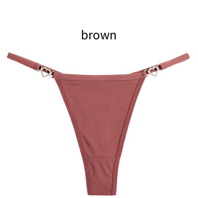 サイドのハートチャームがさりげなく輝く、上品かわいいTバック