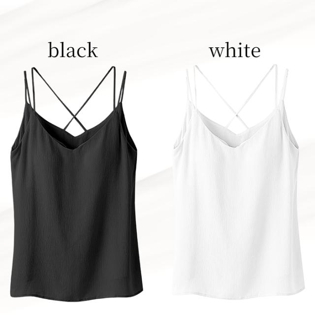 カップ付き美シルエット。ふんわり揺れるシアーキャミ