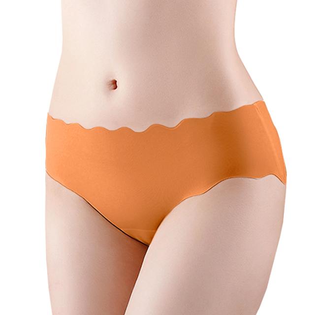 締め付けゼロ サラサラ軽い素肌に溶け込むシームレスショーツ