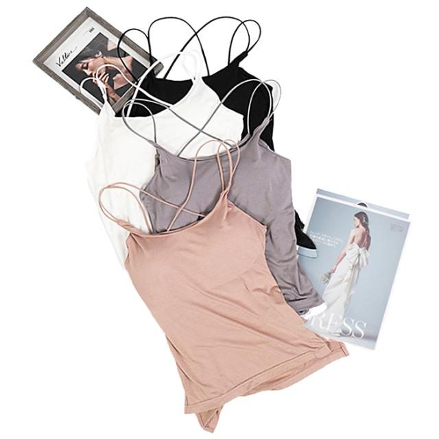 カップ付きキャミソール