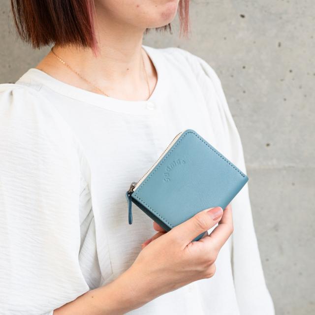 女性のかわいい財布