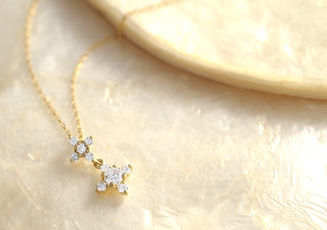 K18 diamond necklace K18 ダイヤモンド　ネックレス swing flower