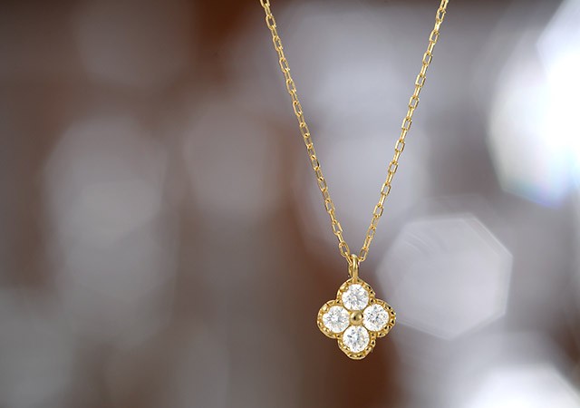 K18 diamond necklace K18 ダイヤモンド　ネックレス classical clover
