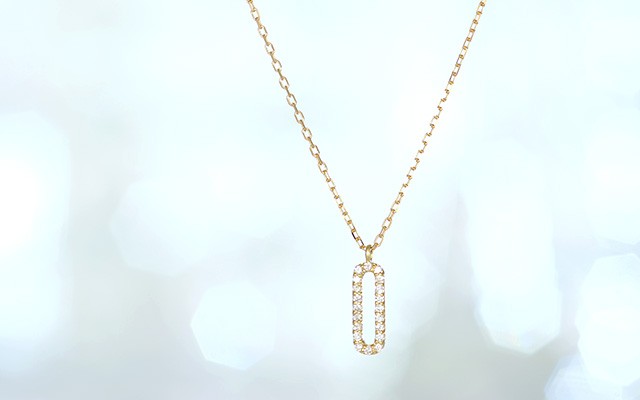 K18 diamond necklace