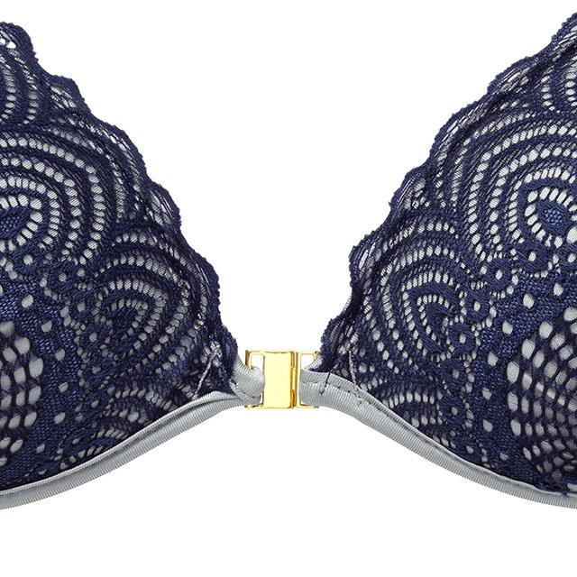 ヌーブラ・エアーライト シア