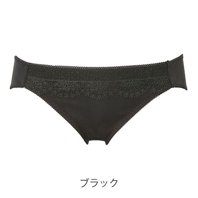 セレーネ ショーツ