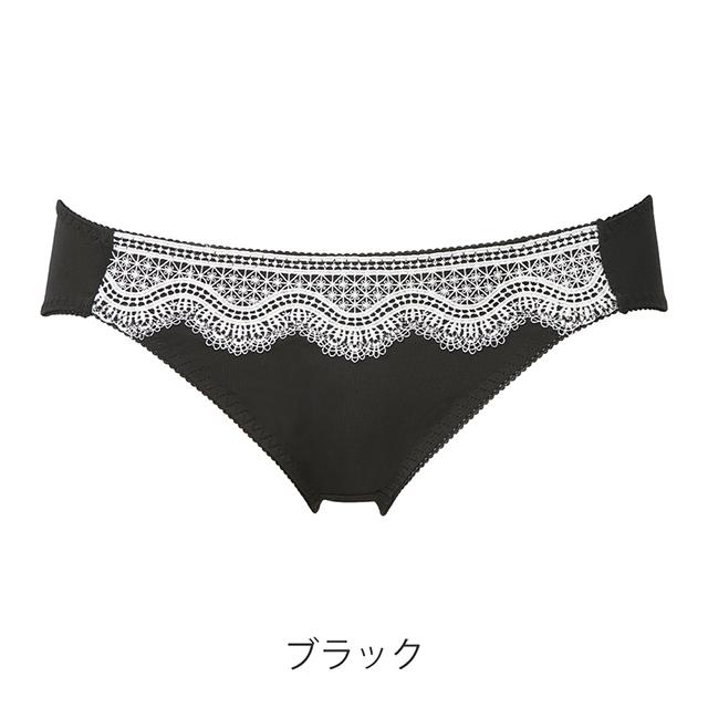 ヘレナ ショーツ