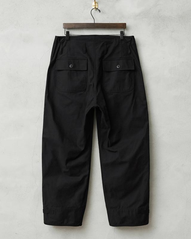 WAIPER.inc 米軍 U.S.NAVY A-2 1レイヤー デッキパンツ【WP126】【T】【Cx】｜メンズ ミリタリー 大きいサイズ 軍パン ズボン ベイカーパンツ ワイドパンツ カーキ ブランド おしゃれ