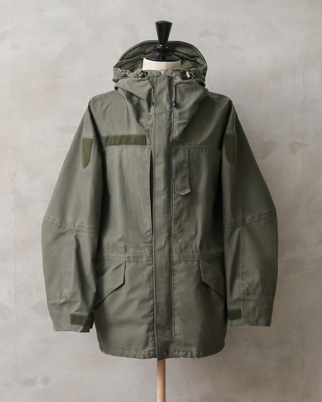 実物 USED オーストリア軍 アルパイン GORE-TEX フィールドパーカ【Cx】【I】｜マウンテンパーカー ミリタリージャケット メンズ  アウター 軍放出品 軍モノ おしゃれ 大きいサイズ ユーロミリタリー 古着 オリーブの通販はau PAY マーケット - ミリタリー ...