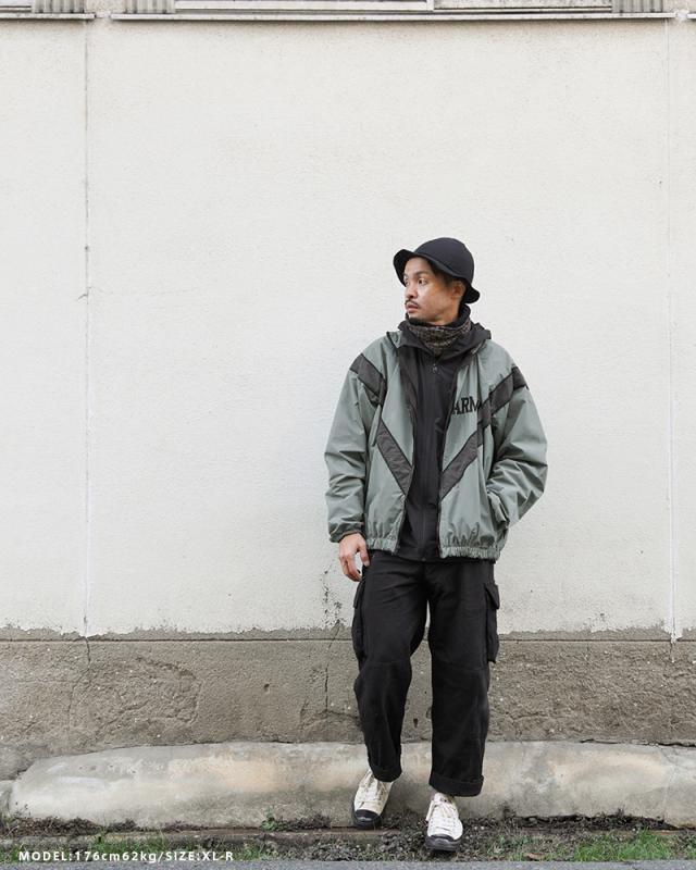 ミリタリージャケット メンズ / 実物 新品 デッドストック 米軍 U.S.ARMY IPFU フィットネスジャケット【Cx】【I】 ｜アウター トラックジャケット スポーツ カジュアル トレーニング ジム 反射 夜間 ジョギング 大きいサイズ 軍放出品