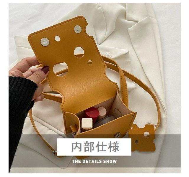 チーズ型ポシェット