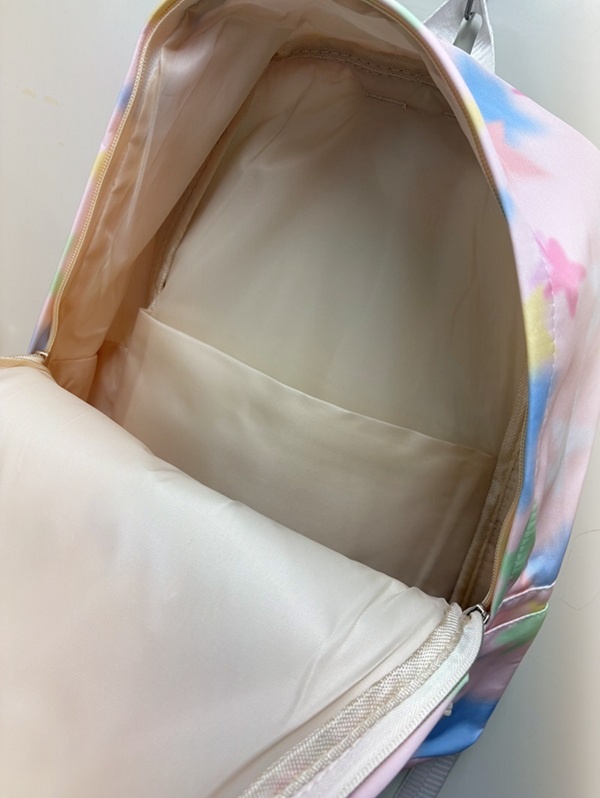 パステルカラーリュック