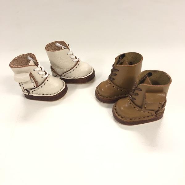 人形用 着せ替え ブーツ　紐靴 革靴