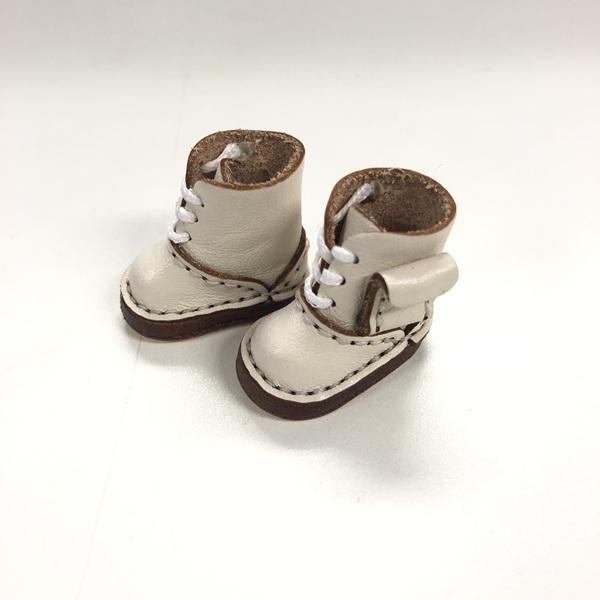 人形用 着せ替え ブーツ　紐靴 革靴