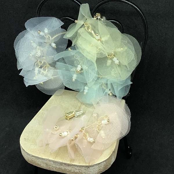 オーガンジー 春色 ピアス