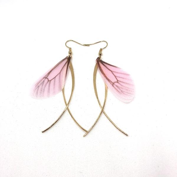 弓形蝶々のピアス