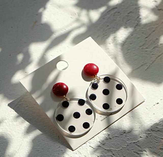 ドット プレート アクリル ピアス