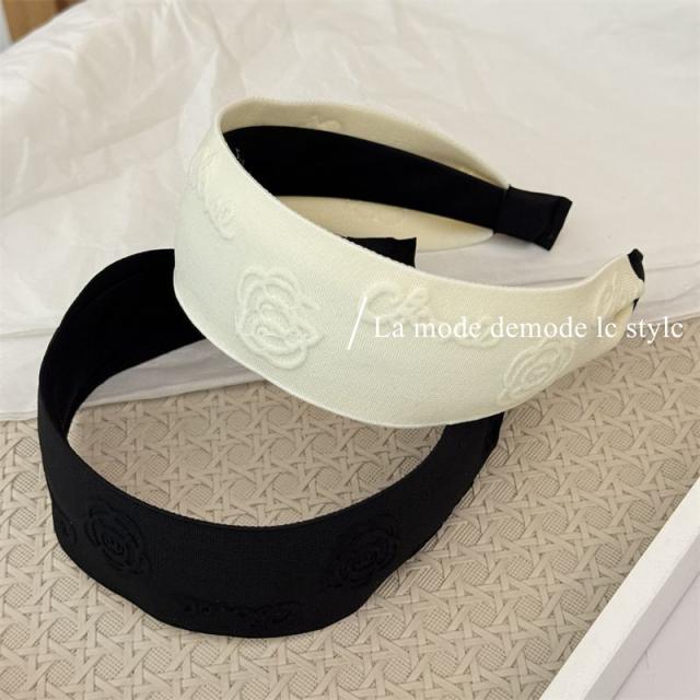 薔薇 ロゴ 立体 カチューシャ