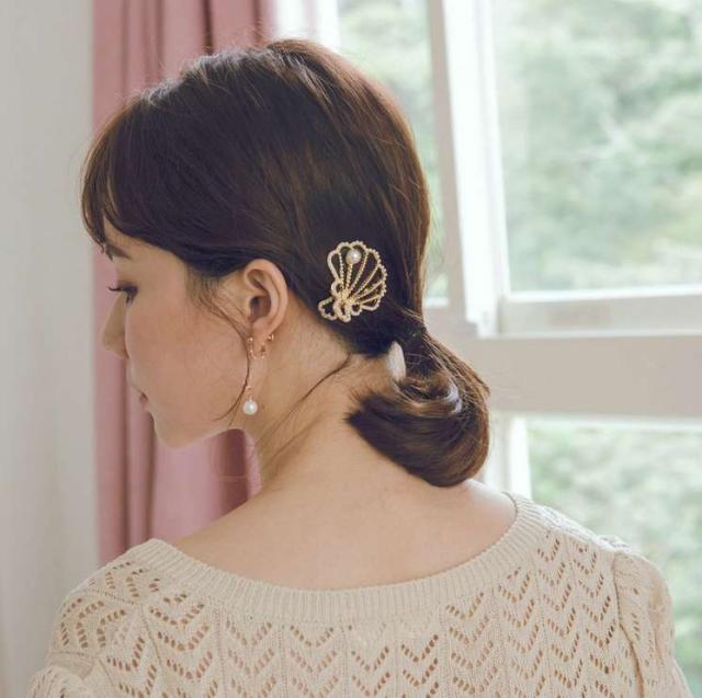 ライン パール シェル ヘアクリップ
