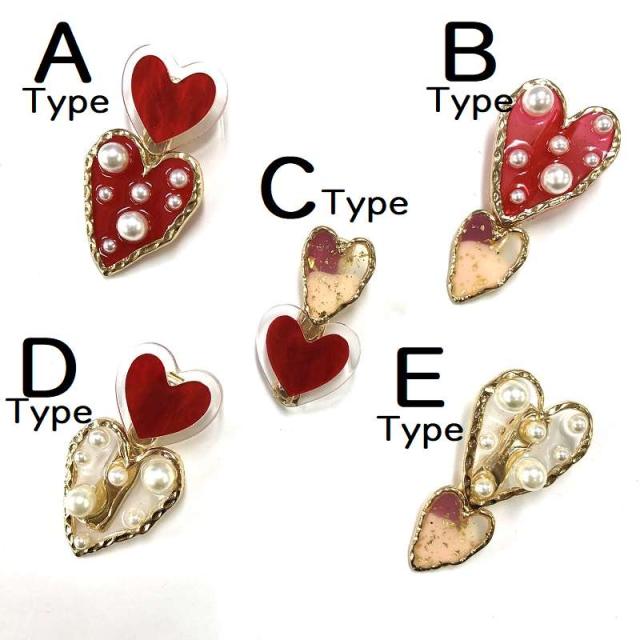 赤いハートのハンドメイド風ヘアクリップ