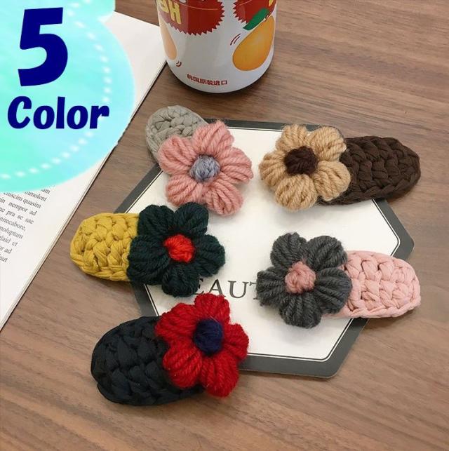 ヘアクリップ　ニット