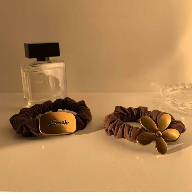 メタル シュシュ