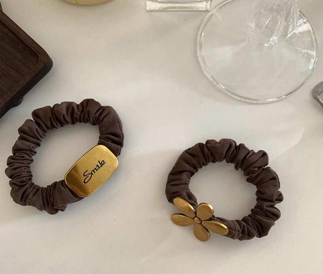 メタル シュシュ