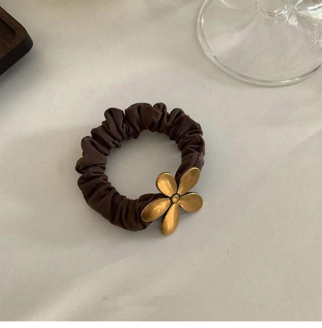 メタル シュシュ