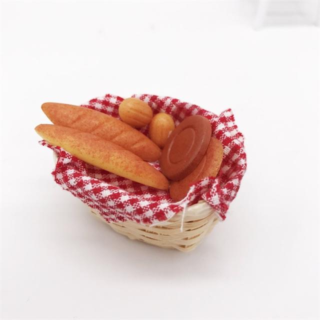 ミニチュア雑貨 カゴ入りパンセット