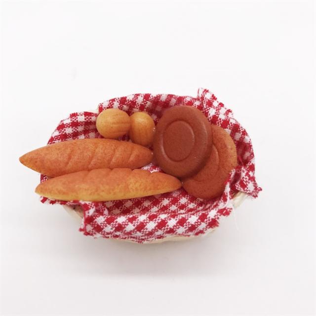 ミニチュア雑貨 カゴ入りパンセット