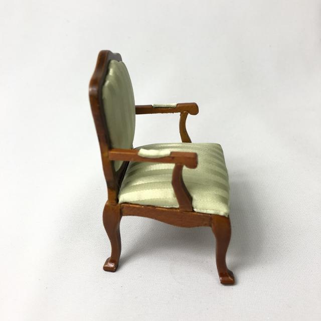 ミニチュア雑貨 木製 サテン張り 椅子