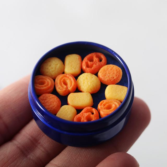 ミニチュア雑貨　缶入りクッキー