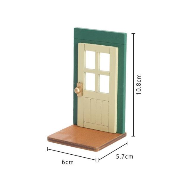 ミニチュア雑貨   木製ドア  