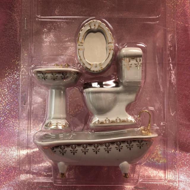 ミニチュア雑貨  バスルーム4点セット 磁器 