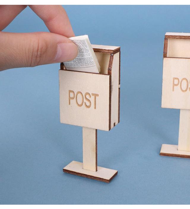 ミニチュア雑貨 木製ポスト 白木