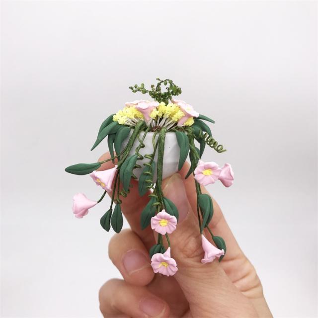 ミニチュア雑貨 鉢植えの花