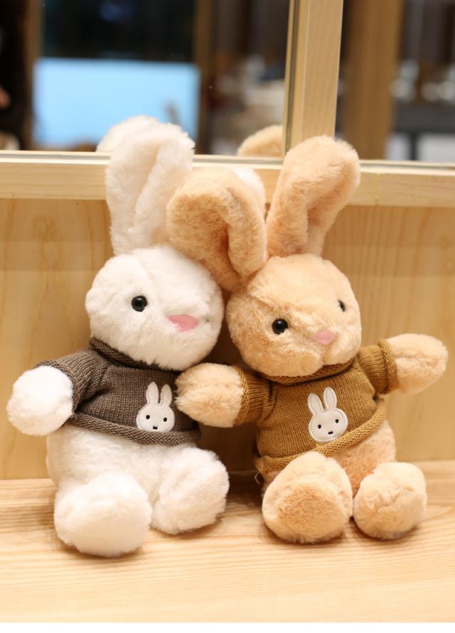 ぬいぐるみ セーターうさぎ