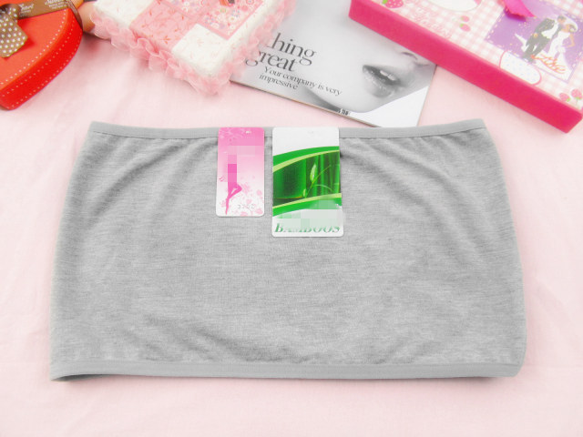 チューブトップ