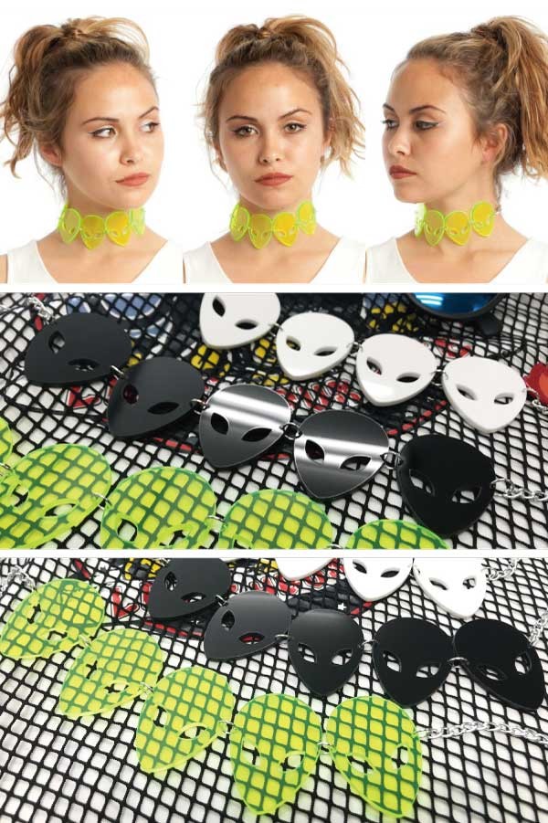 宇宙人ネックレス