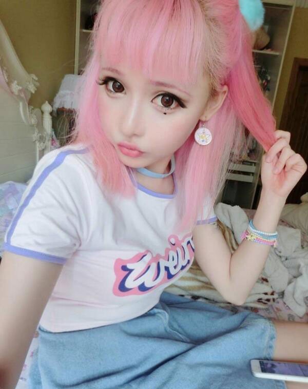 ポンポンヘアゴム