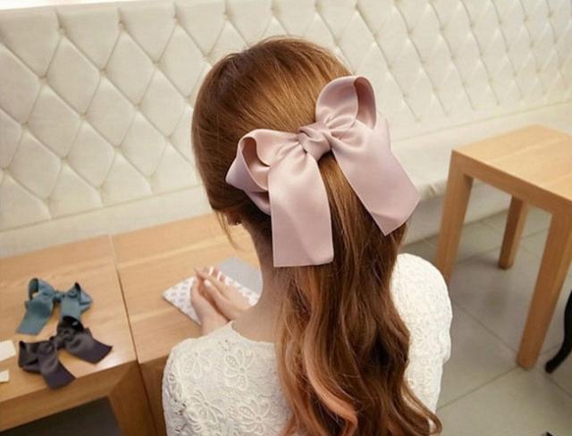 サテンリボンバレッタ