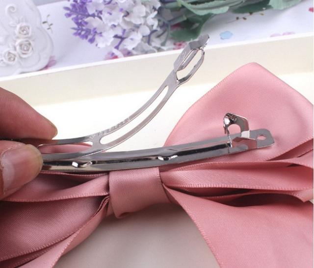 サテンリボンバレッタ