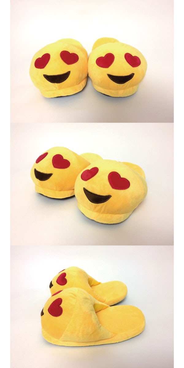 超ユニーク！話題の顔文字スリッパ